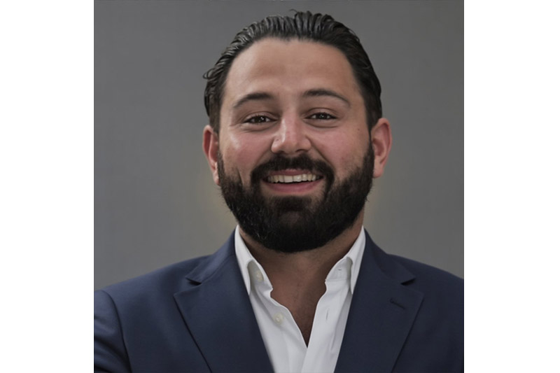 Dr. Moein Azimi, Top Rated Dentist in Waukegan